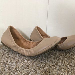 nude ballet flats (size 6.5)